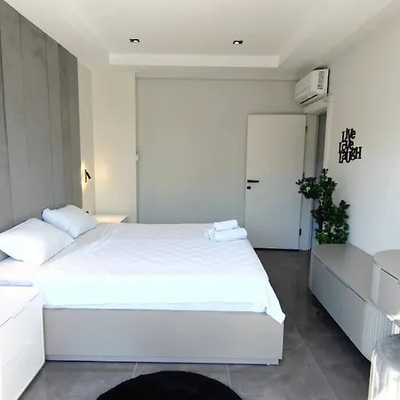 Ultra Luxury Casa Feliz Hotel 4*